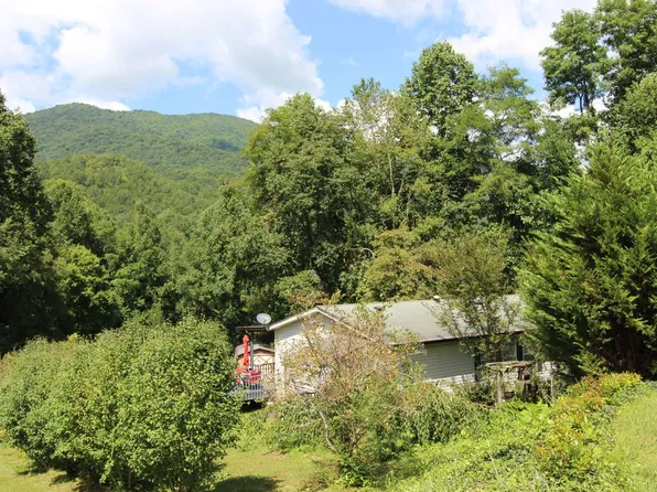 1883 Red Marble Rd, Andrews, NC 28901