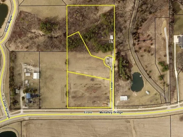 2387 Mehaffey Bridge Rd NE, North Liberty, IA 52317