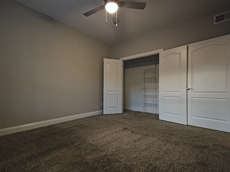 Hayden Place Apartments — Photo 39