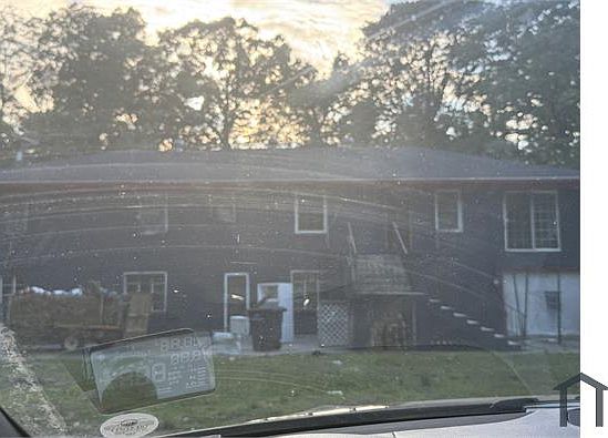 1st image of 211B Oneal Dr