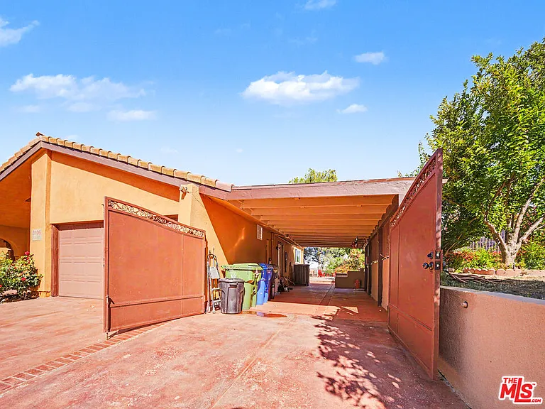 3106 Voltaire Dr — Photo 34