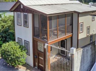 32 H St, Charleston, SC 29403