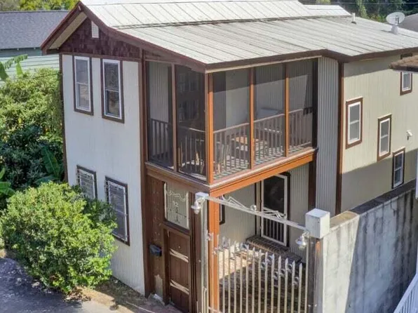 32 H St, Charleston, SC 29403