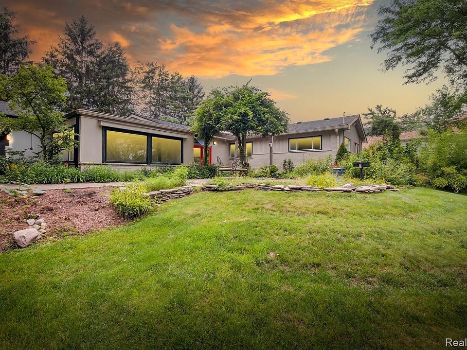 1st image of 3665 Shallow Brook Dr