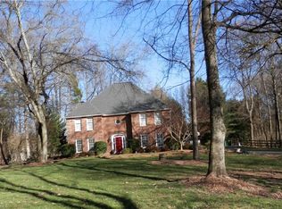 4429 Hunters Run Dr, Clemmons, NC 27012