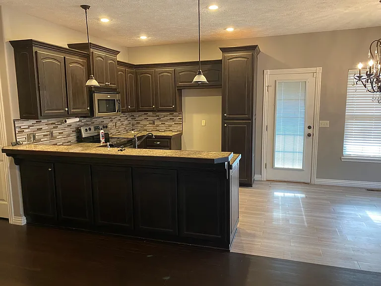 1344 N Vintage Ave — Photo 31
