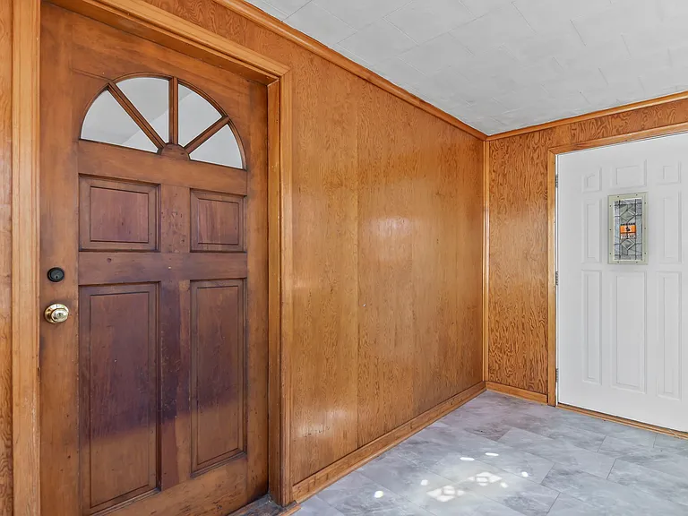 2636 S 7th St — Photo 20