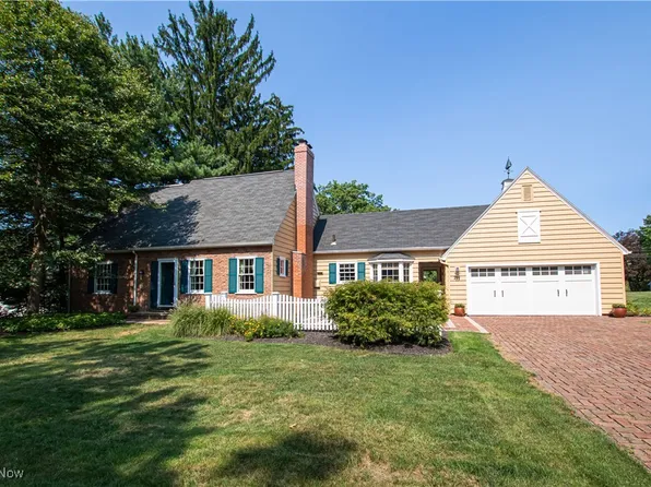 277 Hartford Dr, Hudson, OH 44236