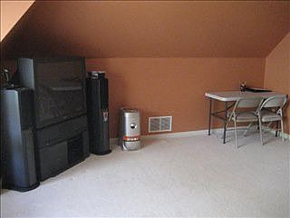 5th image of 582 Fern Meadow Cv