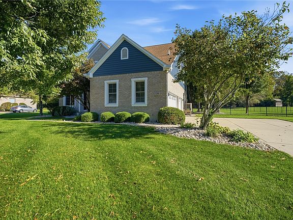 2nd image of 7260 Stone Ridge Dr