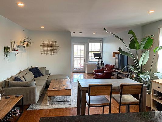 1st image of 25-25 Astoria Blvd #5D