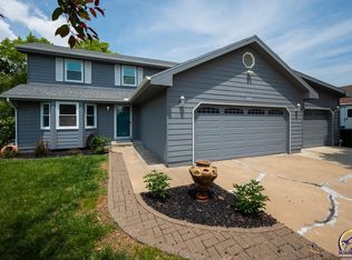 3924 SW 43rd St, Topeka, KS 66610