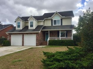 1304 Woodpecker Ln, Hanahan, SC 29410