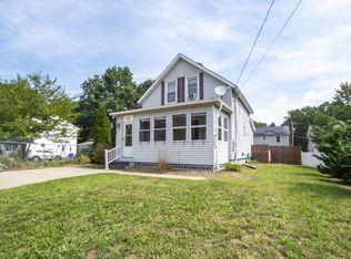 35 Bruce St, Springfield, MA 01119