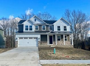 7629 Main St, Olmsted Falls, OH 44138