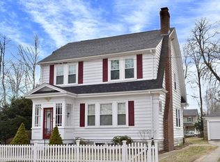 52 Weaver St, New Bedford, MA 02740