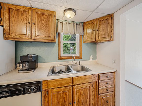 4th image of 309 Claribel St