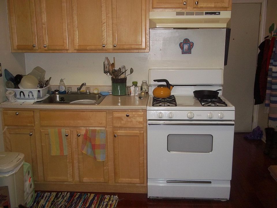 1st image of 1331 Snyder Ave #2R