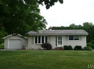 4293 Mountain Rd, Macungie, PA 18062