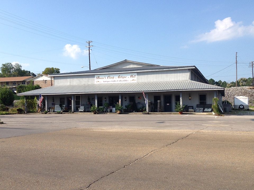 1st image of 101 E. Church St.