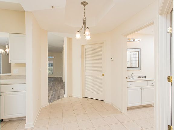 5th image of 245 Atlantis Cir Unit 101