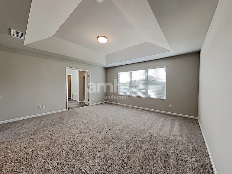 358 Winston Cir — Photo 8