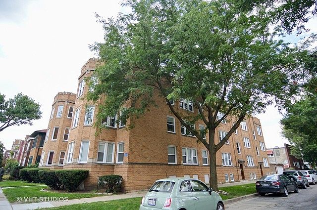 1st image of 4942 N Rockwell St