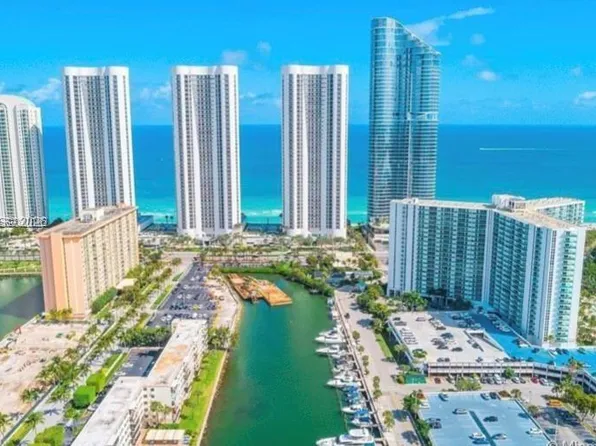 100 Bayview Dr, Sunny Isles Beach, FL