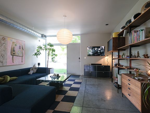 4th image of 123 W Fremont Ave