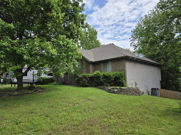 2944 S Eldon Avenue, Springfield, MO 65807