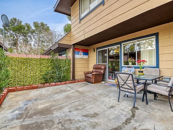 4th image of 6211 Meadowhaven Ln