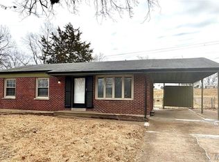 1716 Atmore Dr, Saint Louis, MO 63136