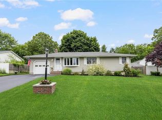 75 Winthrop Rd, Warwick, RI 02888