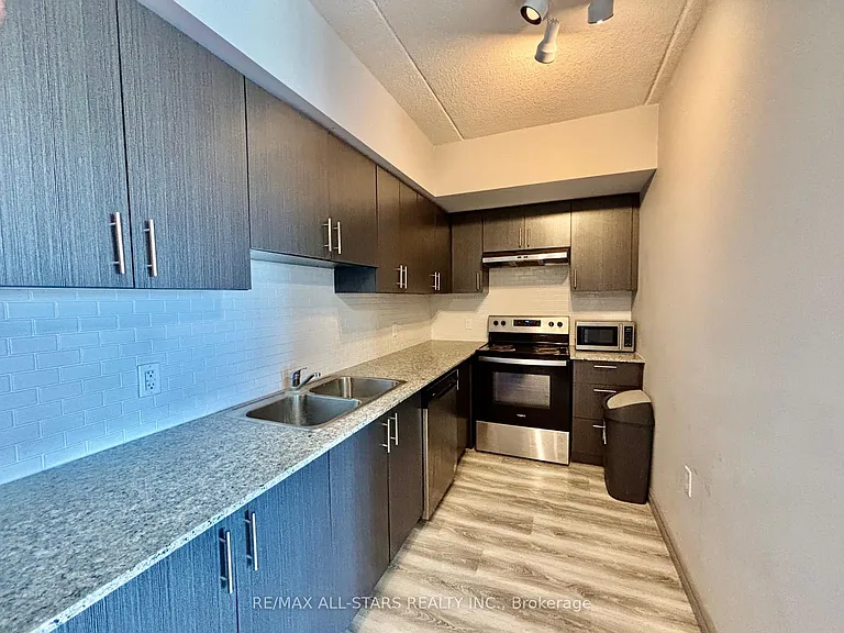275 Larch St #507 — Photo 6