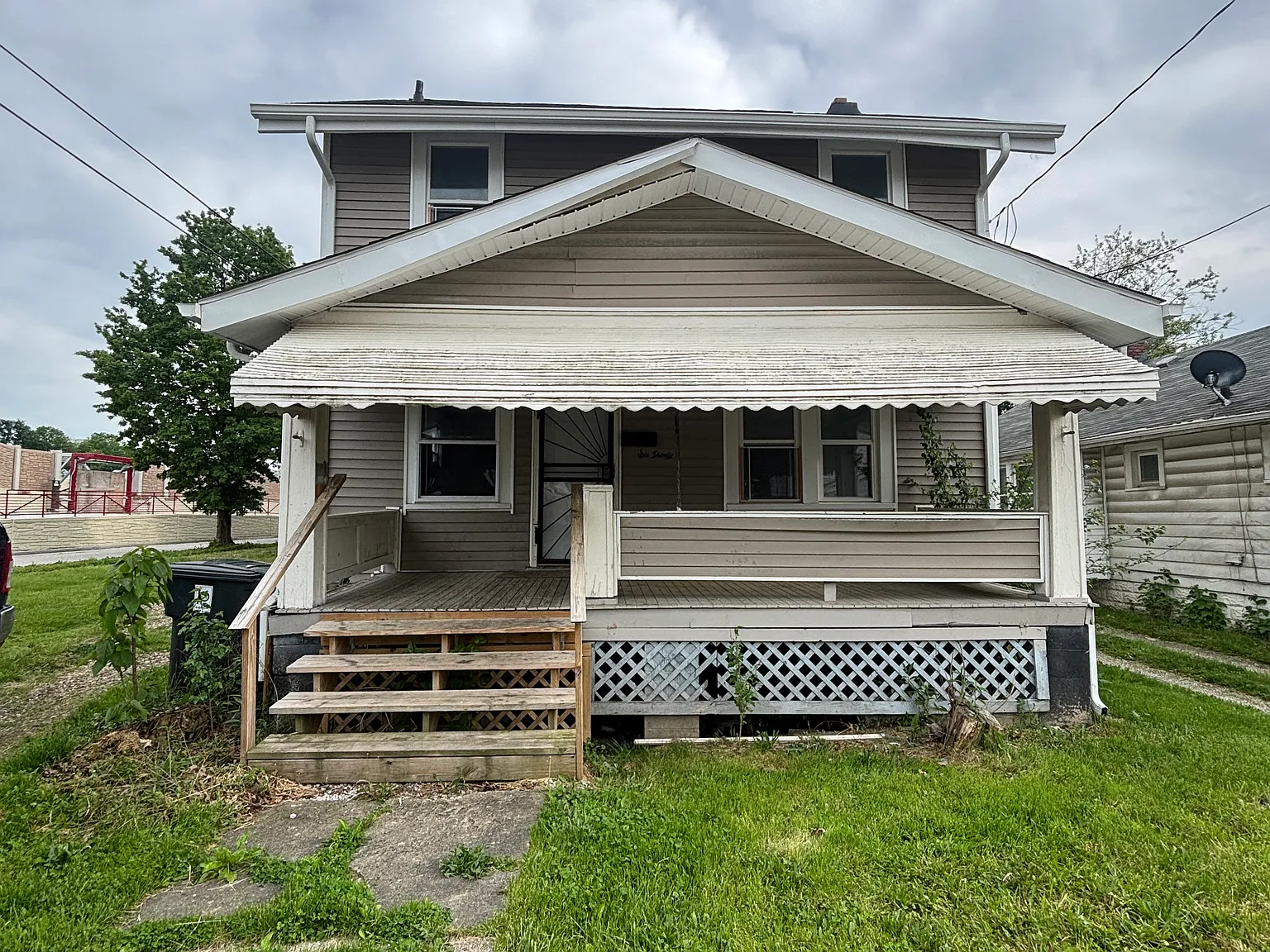 4 bed, 1.5 bath, 1104 sqft, $1,150 — Photo 1