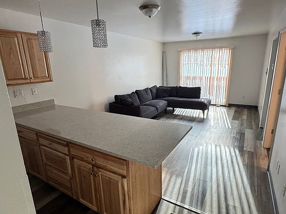 5th image of 1024 Hoyt St #103