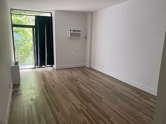 Rented by Mallory Management Corp | media 4