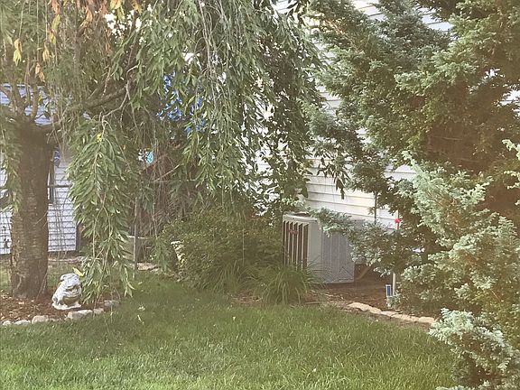5th image of 105 Wooded Way