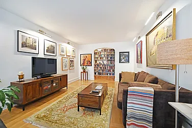 Sold by Amerihomes Realty of NY