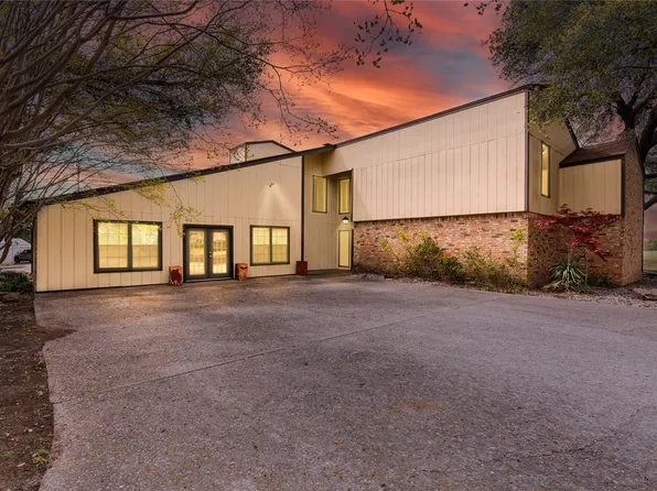 201 Falcon Ln, Hillsboro, TX 76645