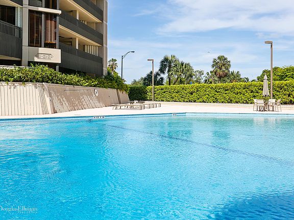 3rd image of 2901 S Bayshore Dr #3B-C
