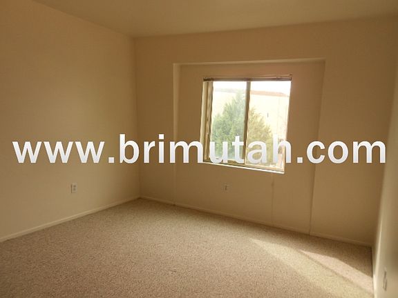 2nd image of 4843 S Memory Ln APT 4
