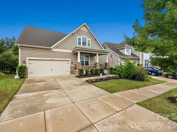 2239 Elmview Ln, Fort Mill, SC 29715