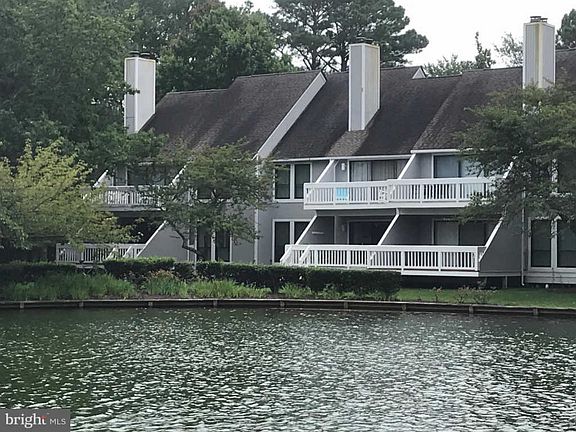 3rd image of 39317 Brighton Ct #3007B