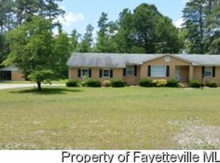 231 Dean Rd, Saint Pauls, NC 28384