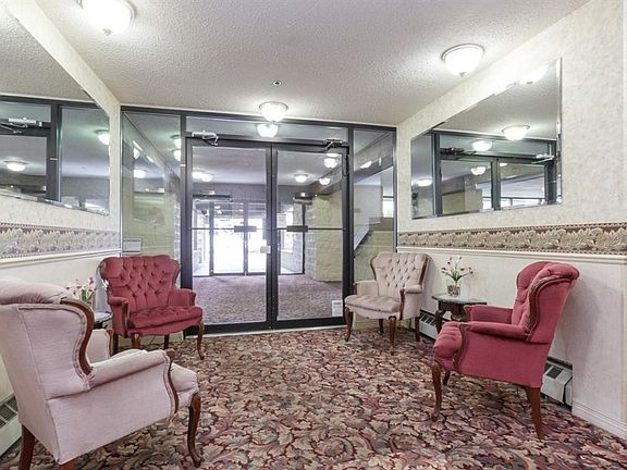 2nd image of 1745 Leighton Rd #505
