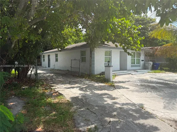 2910 NW 6th Ct, Pompano Beach, FL 33069