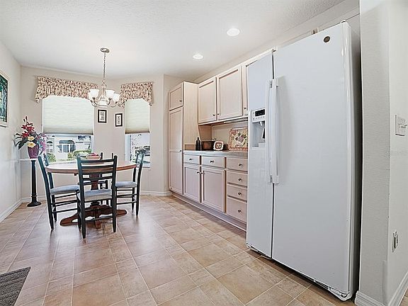 4th image of 17014 SE 76th Creekside Cir