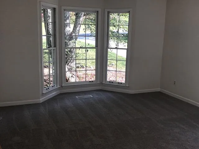 2241 Sims Dr NE — Photo 6