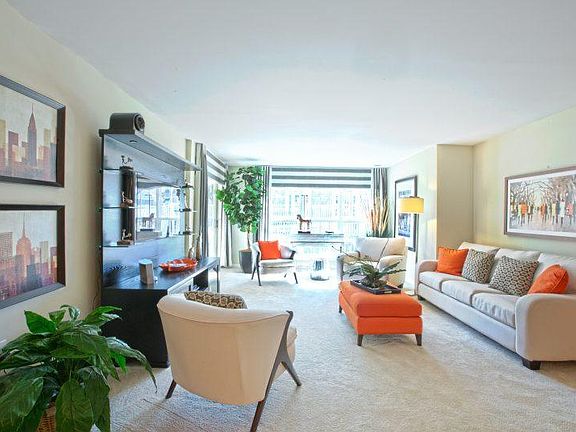 5th image of 3223 Arrowhead Cir #3245L